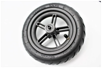 фото Колесо заднее в сборе Xiaomi m365/s1/essential (82 под резину 8,1/2 8,5х2)