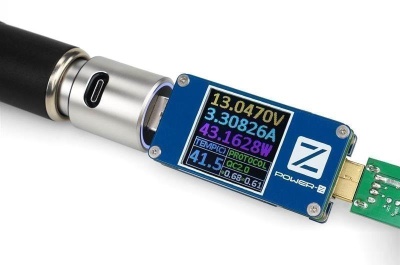 фото Автомобильное зарядное устройство QC3.0 CZCDQ02ZM