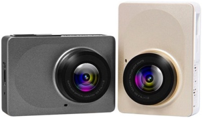 фото Видеорегистратор Yi Smart Dash Camera