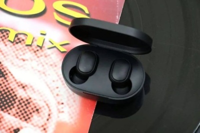 фото Беспроводные Наушники Xiaomi Mi True Wireless Earbuds AirDots