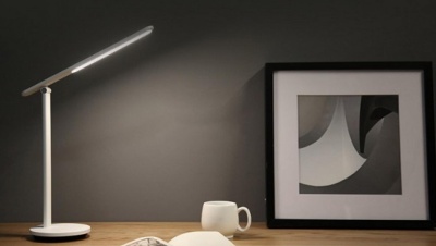 фото Беспроводная складывающаяся лампа Yeelight Z1 pro