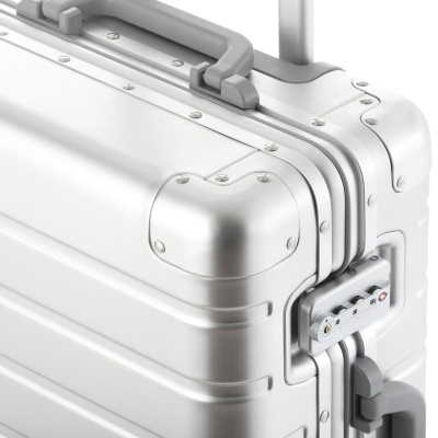фото Умный чемодан Xiaomi Mi 90 Points Metal Suitcase 20"