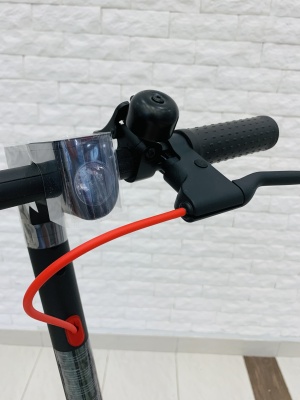 фото Электросамокат Xiaomi M365 Pro Черный (DDHBC02NEB)