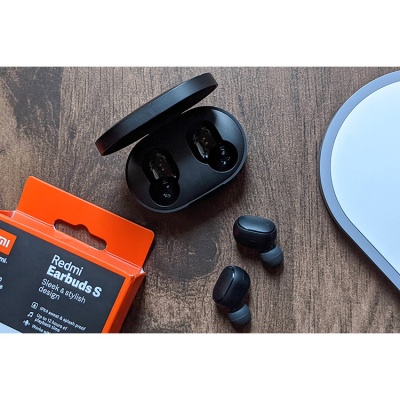 фото Беспроводные наушники Xiaomi Redmi Airdots 2