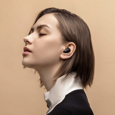 фото Беспроводные наушники Xiaomi Redmi Airdots 2
