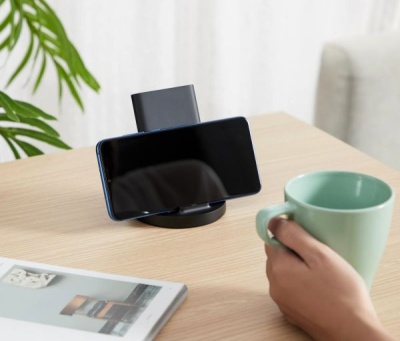 фото Беспроводное зарядное устройство Xiaomi Vertical Wireless Charger 20W Black WPC02ZM