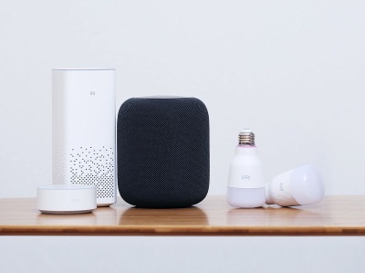 фото Лампочка Xiaomi Yeelight Smart LED BULB 1S RGB