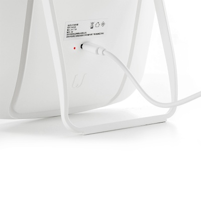 фото Зеркало для макияжа Xiaomi Led Lighted Makeup Mirror с подсветкой и аккумулятором NV026