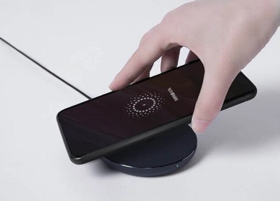 фото Беспроводное зарядное устройство Mi Wireless Charging Pad
