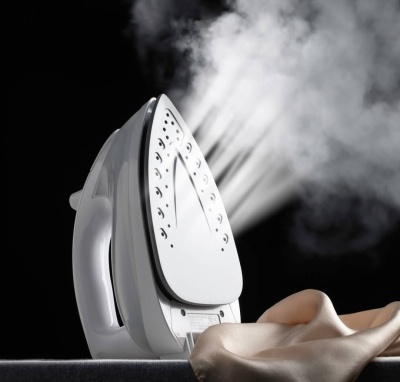 фото Беспроводной утюг Lofans Household Cordless Steam Iron (белый)