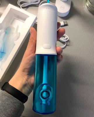 фото Портативный Ирригатор Xiaomi Dr Bei Portable Water Flosser Серебристый (GF3) фото Портативный Ирригатор Xiaomi Dr Bei Portable Water Flosser Серебристый (GF3)
