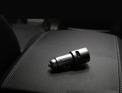 фото Автомобильное зарядное устройство QC3.0 CZCDQ02ZM