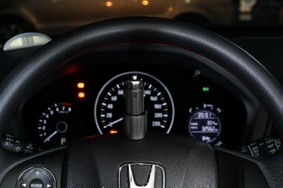 фото Автомобильное зарядное устройство QC3.0 CZCDQ02ZM