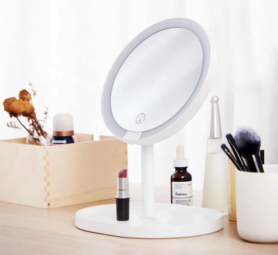 фото Зеркало для макияжа XY LED Touch Makeup Mirror